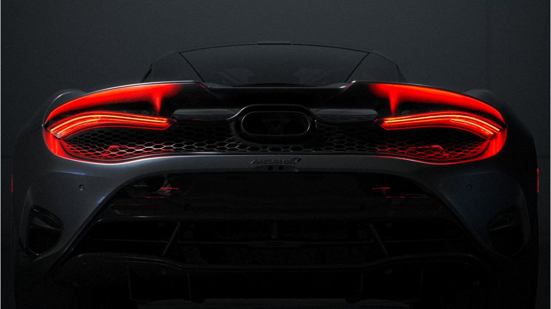 mclaren-750s-spider-exhaust