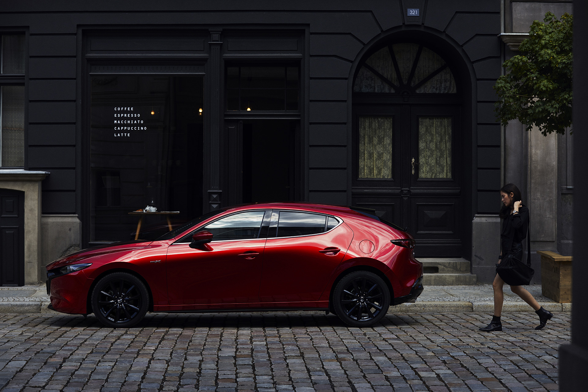 230406_mazda3_design_tech_sgallery_fb_img01