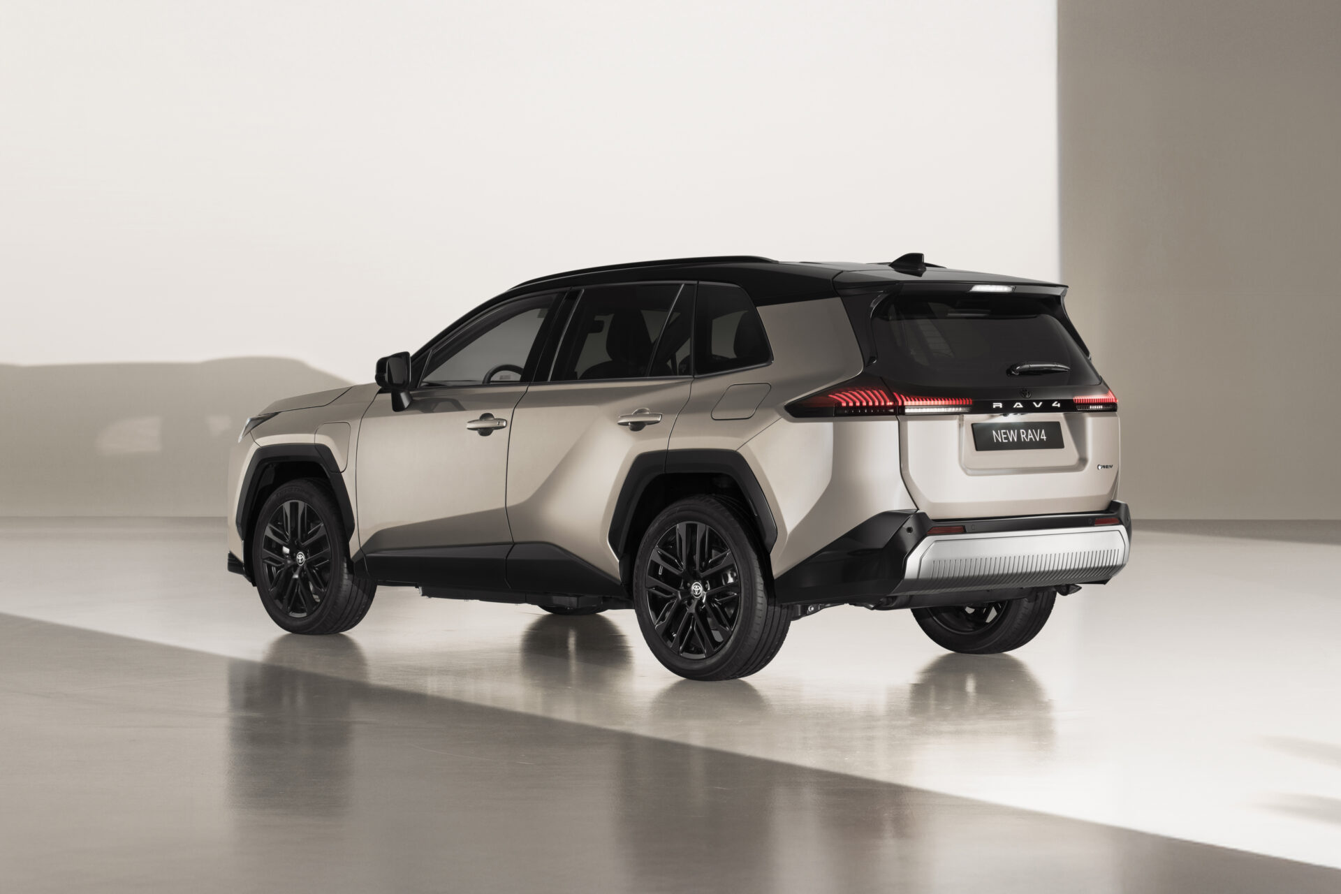 29RAV4 CORE（プロトタイプ）