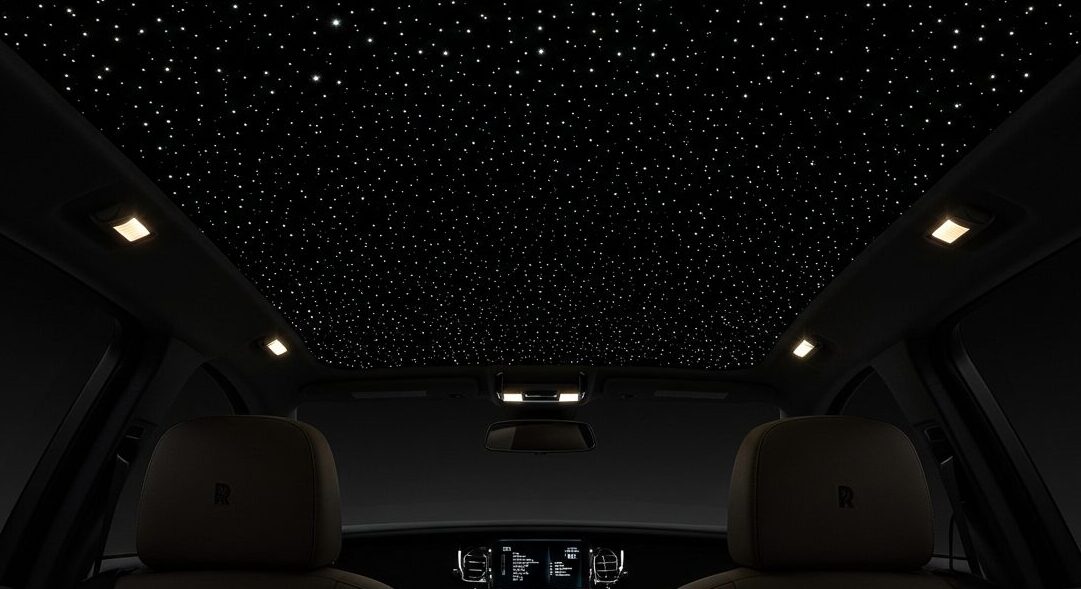 ロールスロイスの星空天井「スターライトヘッドライナー」