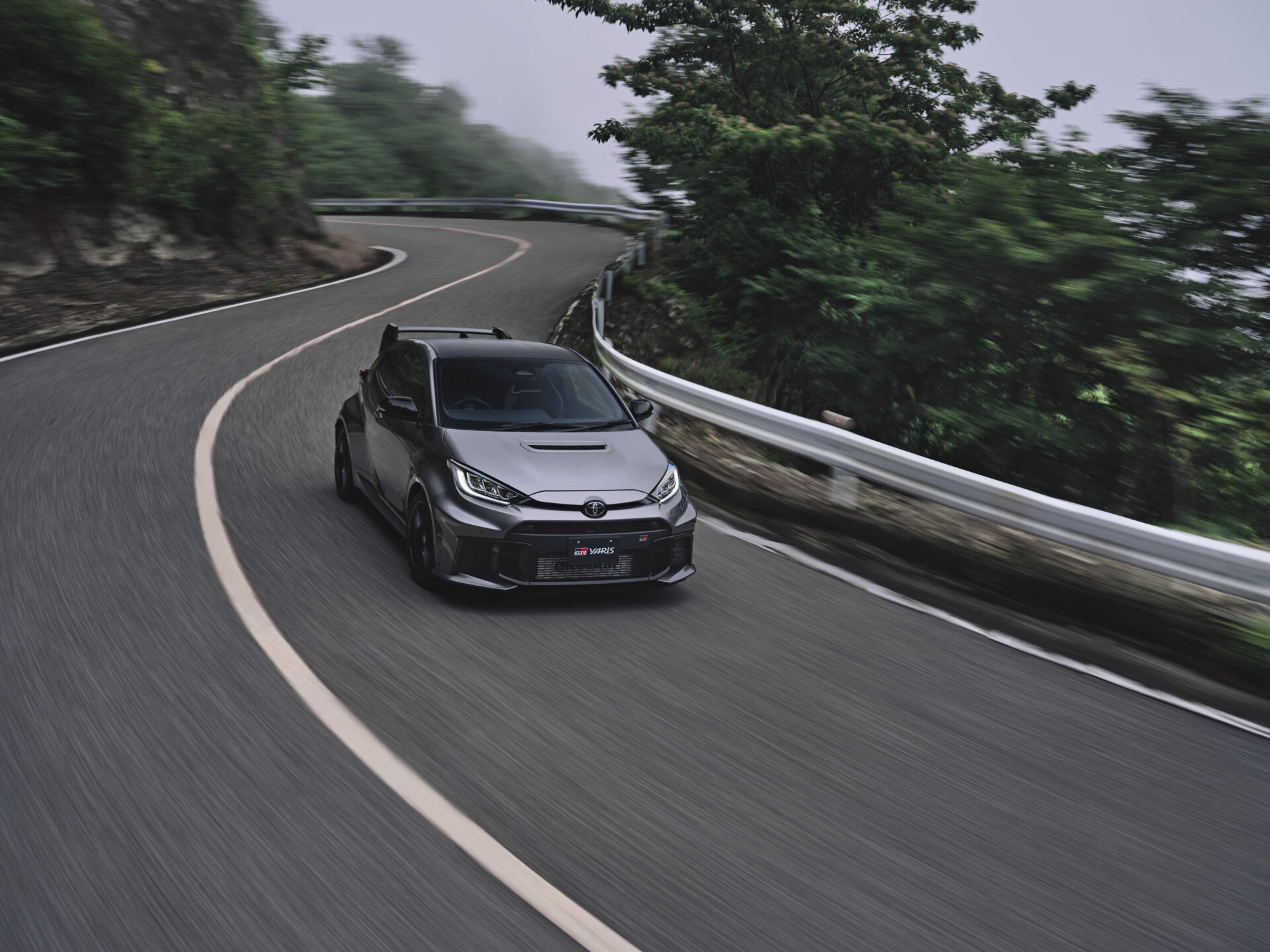 RZ“High performance” + Aero performance package