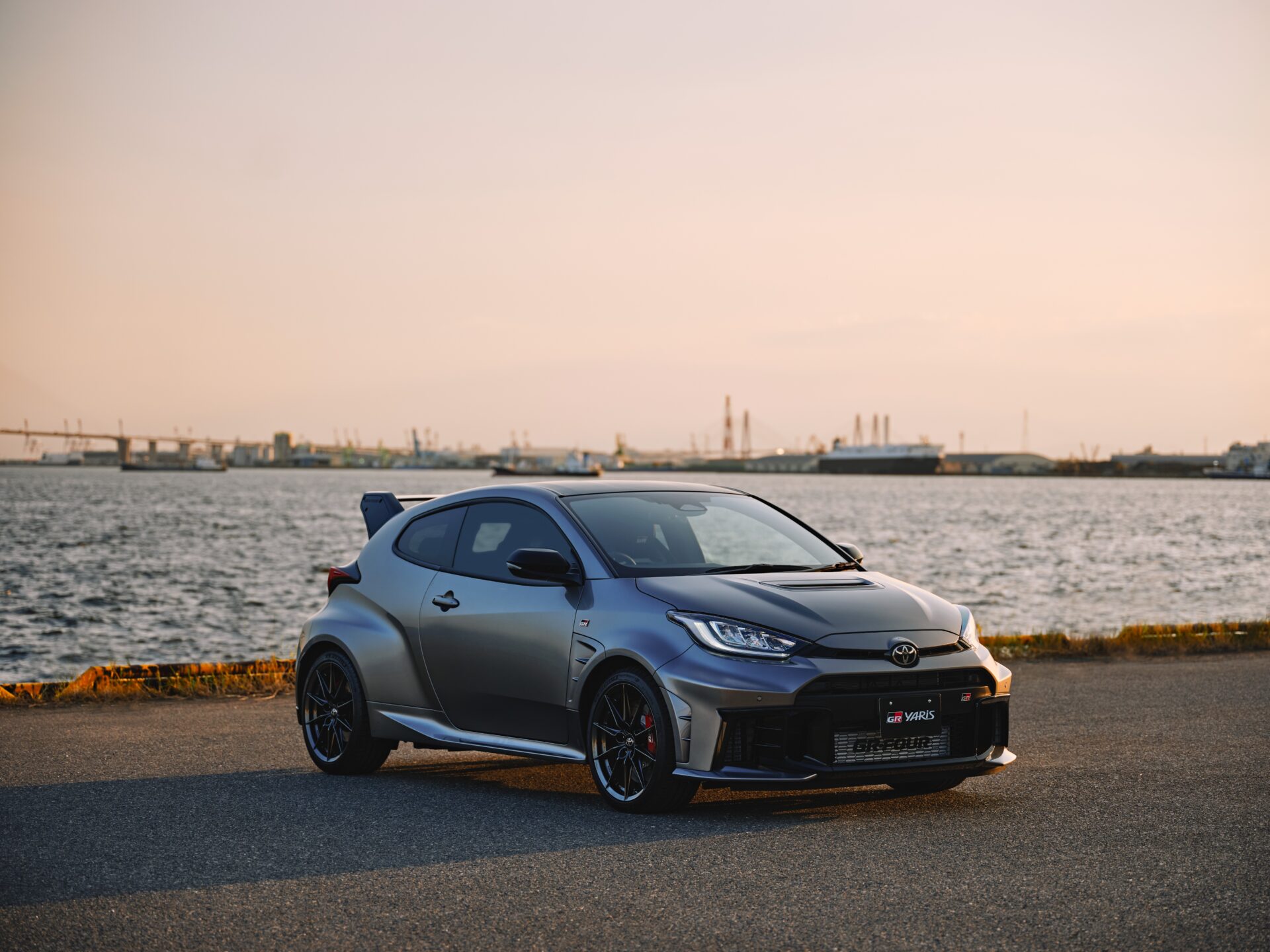 RZ“High performance” + Aero performance package