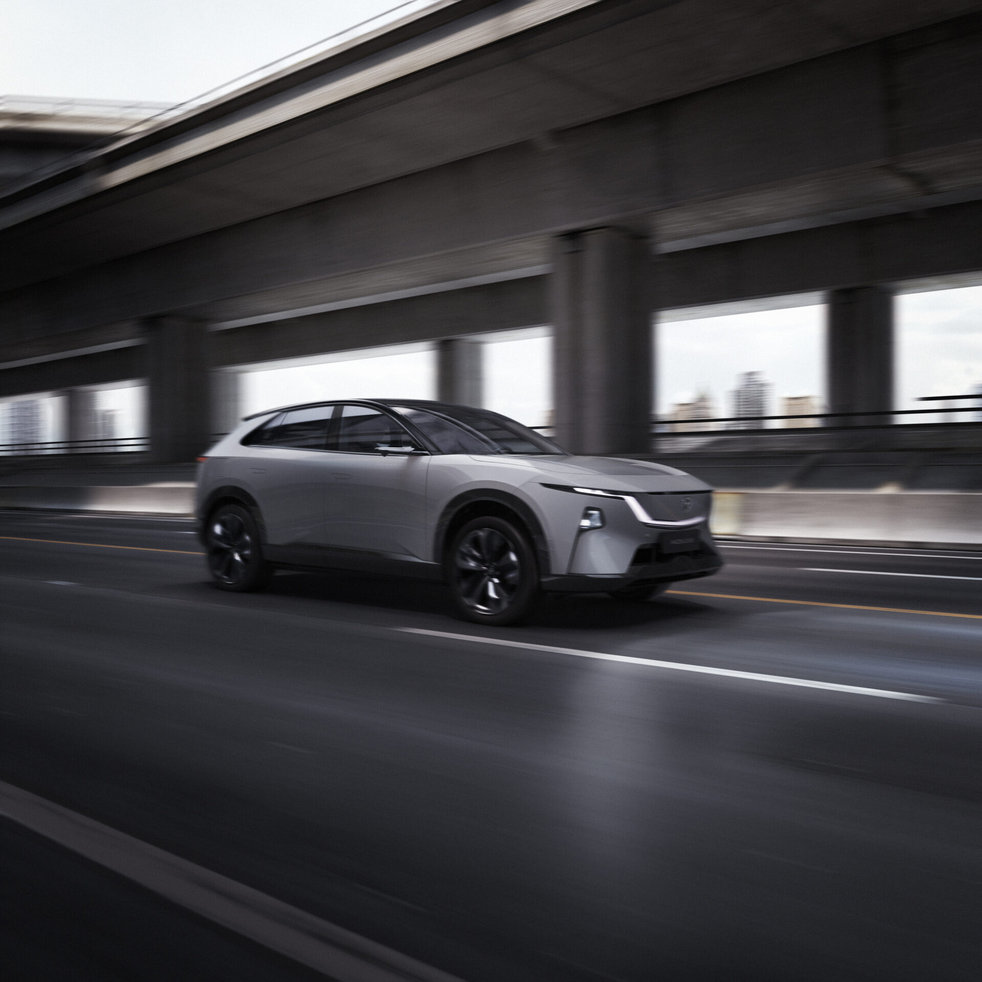20250423_mazda_ez-60_chn_ext12_l