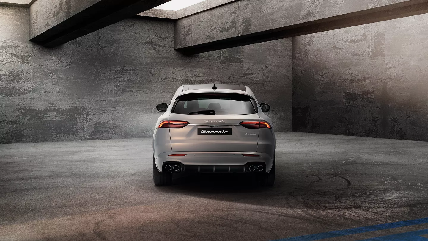 grecale-modena-rear-external-desktop