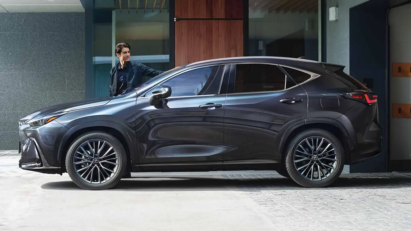 NXサイドビュー