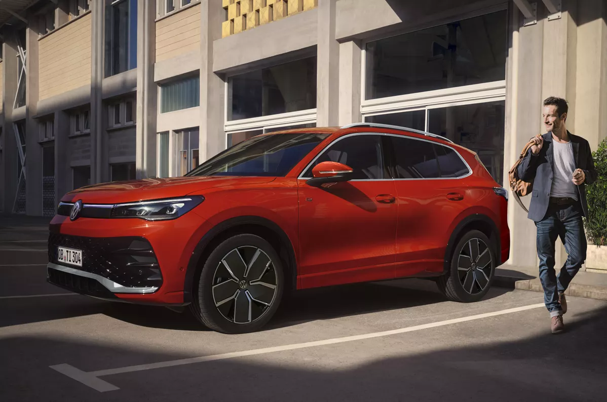 4_3_new-tiguan_usp01-01